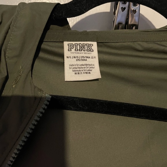 Victoria’s Secret Pink windbreaker size M - Picture 3 of 3